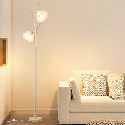 2-Light Exquisite White Floral Metal Floor Lamp