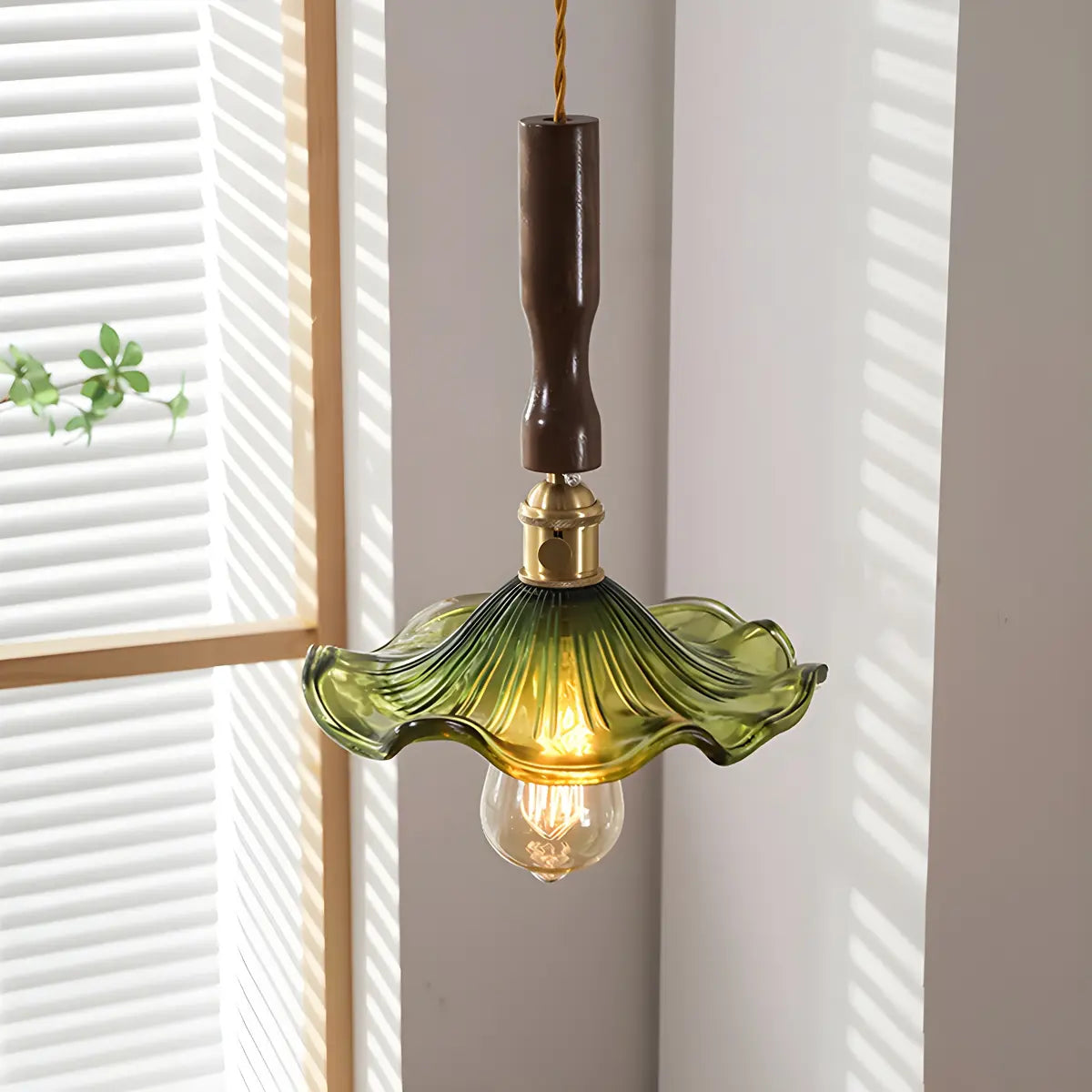 Contemporary Green Clear Glass Flower Pendant Light