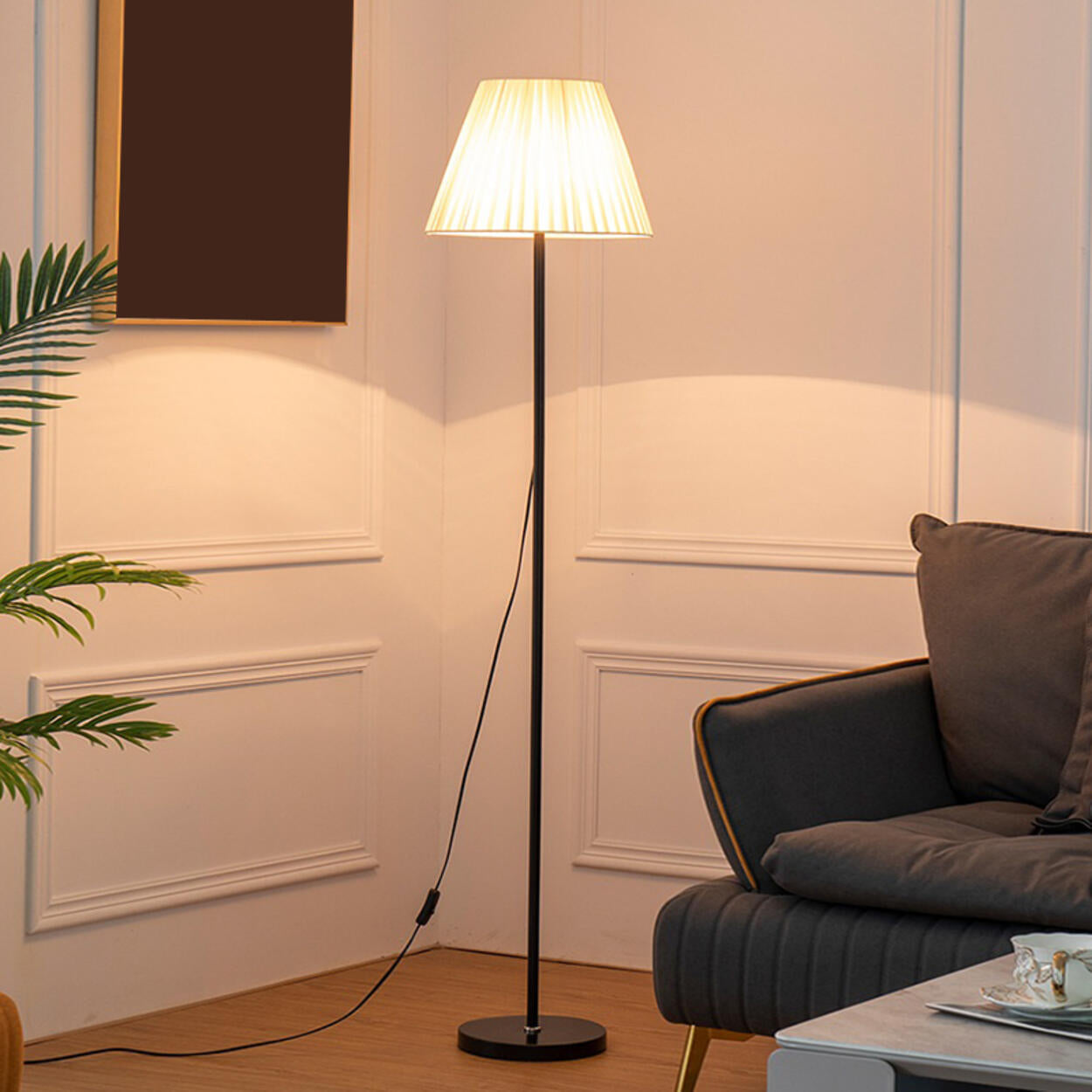 Contemporary Pleated Shade Black Column Floor Lamp