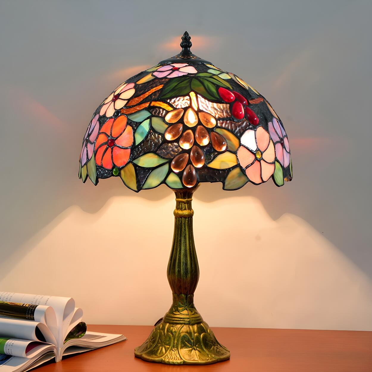 Elegant Tiffany Stained Glass Dome Decor Table Lamp