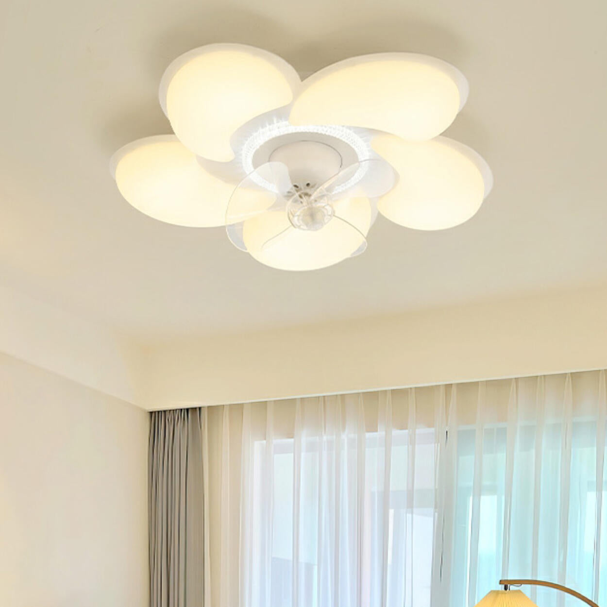 Elegant White Flower Flush LED Ceiling Fan with Light