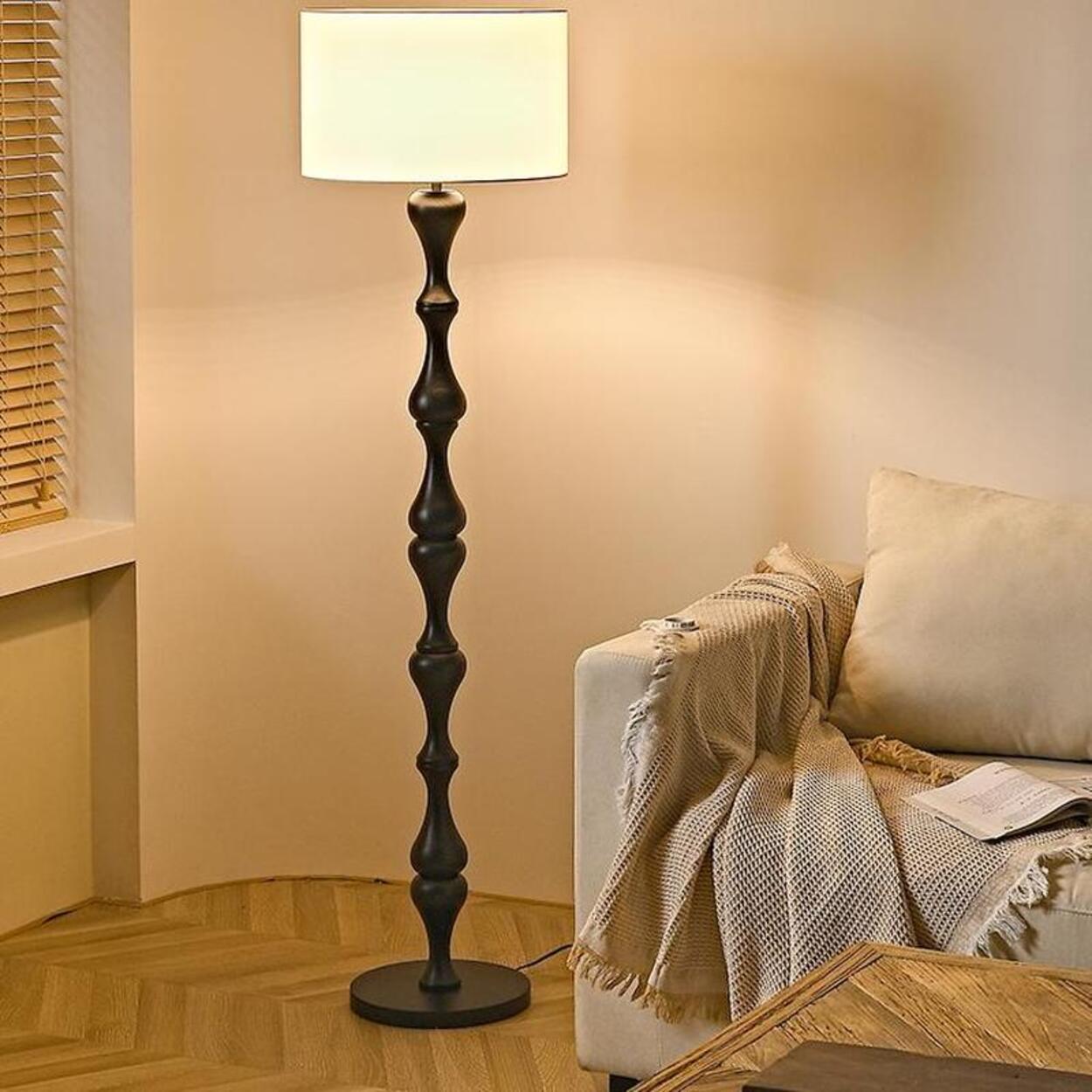 Simple Barrel Black Wooden LED Norden Floor Lamp