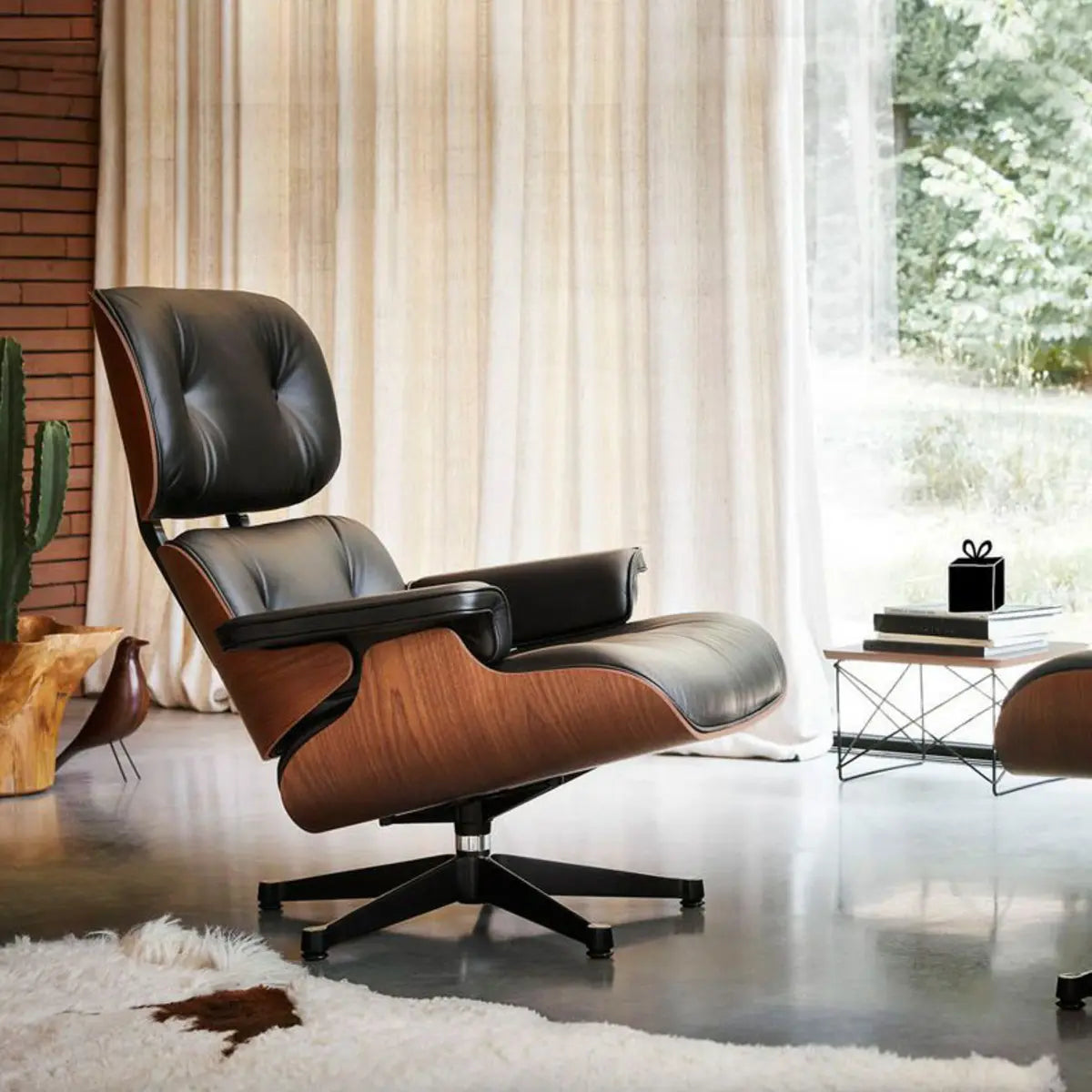 Swivel Water Resistant Leather Star Base Lounge Chair